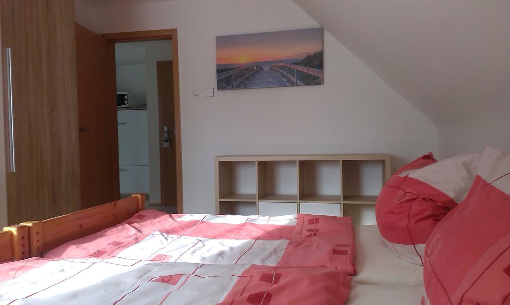Appartement Sarah Klein Aber Fein à Wellesweiler Extérieur photo