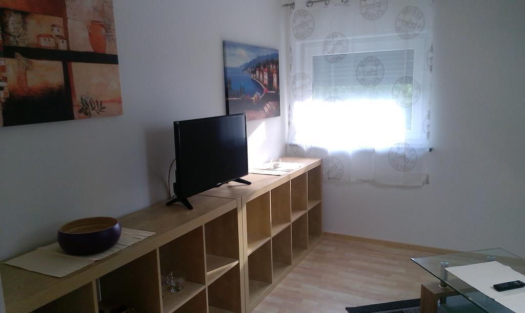 Appartement Sarah Klein Aber Fein à Wellesweiler Extérieur photo